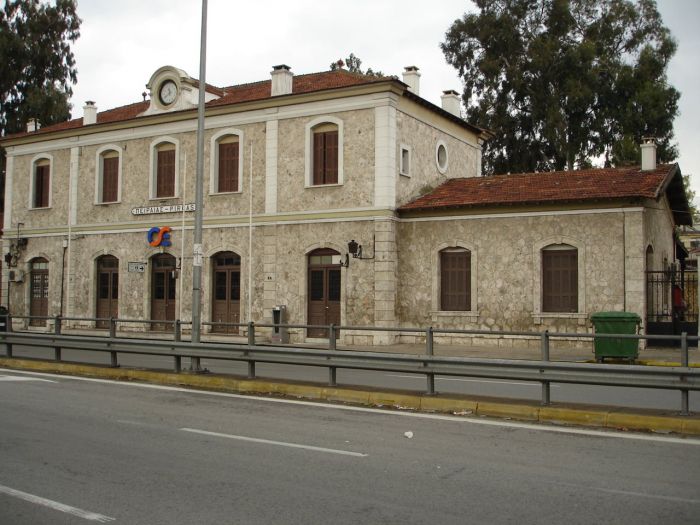 O &epsilon;&gamma;&kappa;&alpha;&tau;&alpha;&lambda;&epsilon;&iota;&mu;έ&nu;&omicron;&sigmaf; &Sigma;&iota;&delta;&eta;&rho;&omicron;&delta;&rho;&omicron;&mu;&iota;&kappa;ό&sigmaf; &Sigma;&tau;&alpha;&theta;&mu;ό&sigmaf; &Alpha;&gamma;ί&omicron;&upsilon; &Delta;&iota;&omicron;&nu;&upsilon;&sigma;ί&omicron;&upsilon;.