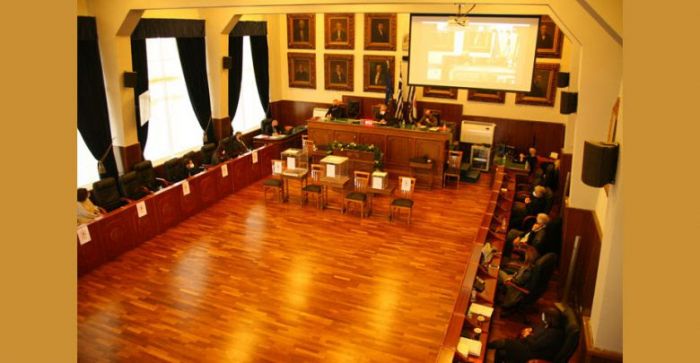 &Omicron; &laquo;&Pi;&epsilon;&iota;&rho;&alpha;&iota;ά&sigmaf; &gamma;&iota;&alpha; Ό&lambda;&omicron;&upsilon;&sigmaf;&raquo; &sigma;&tau;&alpha; ό&rho;&gamma;&alpha;&nu;&alpha; &tau;&omicron;&upsilon; &Delta;ή&mu;&omicron;&upsilon; &Pi;&epsilon;&iota;&rho;&alpha;&iota;ά