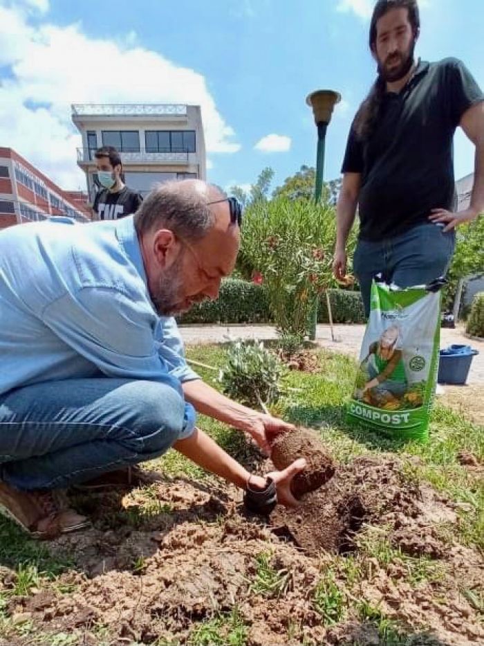 &Gamma;&iota;&alpha; &mu;ί&alpha; &pi;&epsilon;&rho;&iota;&beta;&alpha;&lambda;&lambda;&omicron;&nu;&tau;&iota;&kappa;ή &delta;&iota;&kappa;&alpha;&iota;&omicron;&sigma;ύ&nu;&eta; &sigma;&tau;&omicron;&nu; &Pi;&epsilon;&iota;&rho;&alpha;&iota;ά│&Delta;ή&lambda;&omega;&sigma;&eta; &Nu;ί&kappa;&omicron;&upsilon; &Mu;&pi;&epsilon;&lambda;&alpha;&beta;ί&lambda;&alpha;