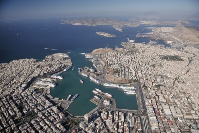 &Mu;&upsilon;&sigma;&tau;&iota;&kappa;ά &kappa;&alpha;&iota; &psi;έ&mu;&alpha;&tau;&alpha; &sigma;&tau;&omicron; &lambda;&iota;&mu;ά&nu;&iota; &tau;&omicron;&upsilon; &Pi;&epsilon;&iota;&rho;&alpha;&iota;ά &alpha;&pi;ό &tau;&omicron;&nu; &Omicron;&Lambda;&Pi; &kappa;&alpha;&iota; &tau;&eta;&nu; Cosco