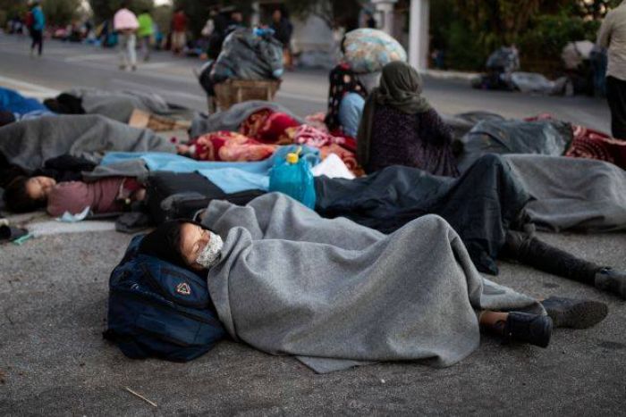 &Mu;&iota;&alpha; &alpha;&gamma;&kappa;&alpha;&lambda;&iota;ά &gamma;&iota;&alpha; &tau;&eta;&nu; &Mu;&upsilon;&tau;&iota;&lambda;ή&nu;&eta;. &Kappa;&omicron;&iota;&nu;ό &Delta;&epsilon;&lambda;&tau;ί&omicron; &Tau;ύ&pi;&omicron;&upsilon; &Delta;ύ&nu;&alpha;&mu;&eta; &Zeta;&omega;ή&sigmaf;, &Alpha;&nu;&omicron;&iota;&kappa;&tau;ή &Pi;ό&lambda;&eta;, &Theta;&epsilon;&sigma;&sigma;&alpha;&lambda;&omicron;&nu;ί&kappa;&eta; &Mu;&alpha;&zeta;ί, &Pi;&epsilon;&iota;&rho;&alpha;&iota;ά&sigmaf; &gamma;&iota;&alpha; Ό&lambda;&omicron;&upsilon;&sigmaf;.